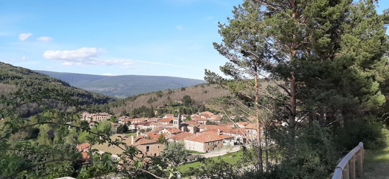 Hostal Rio Duero Molinos de Duero Esterno foto